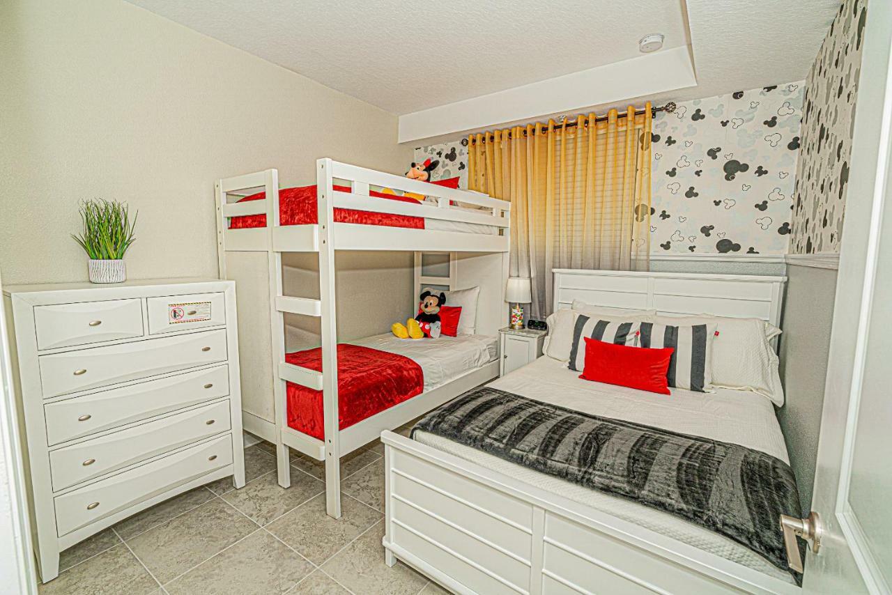 Only 5 Miles From Disney! Free Water Park! 2 Bed, 2 Bath Condo, Sleeps 8 Kissimmee Esterno foto