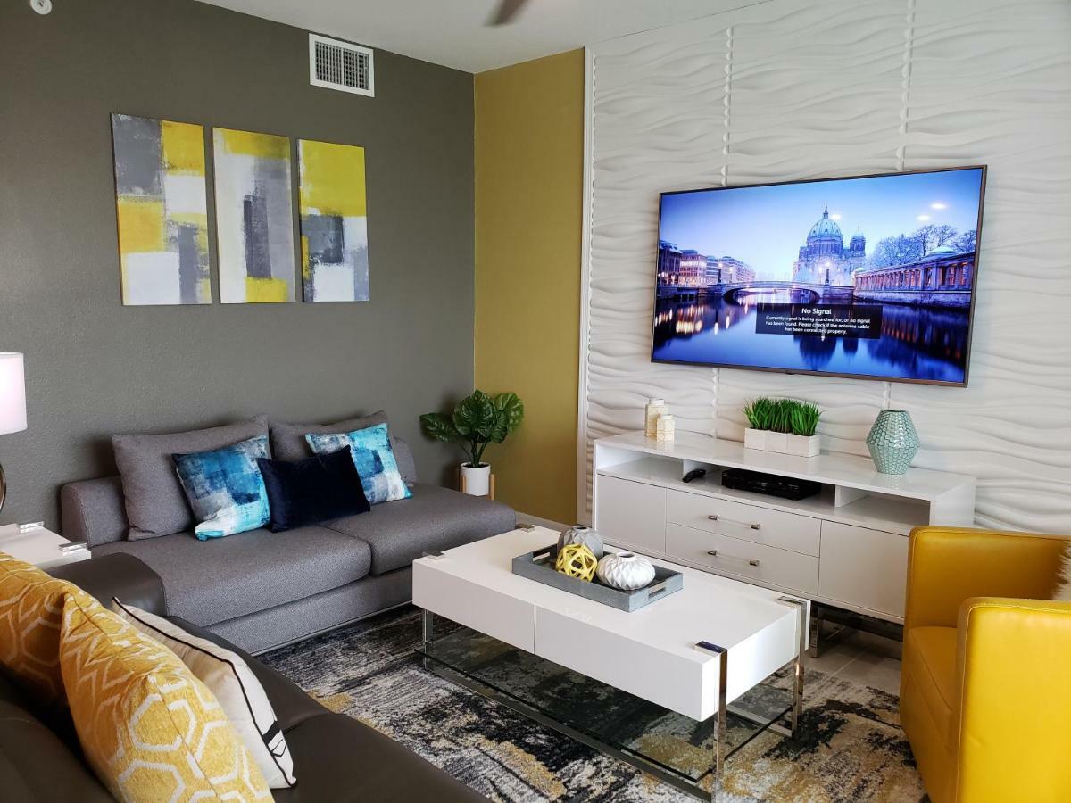 Only 5 Miles From Disney! Free Water Park! 2 Bed, 2 Bath Condo, Sleeps 8 Kissimmee Esterno foto